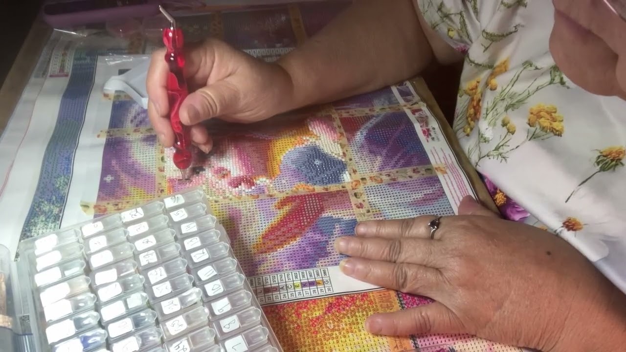 Wipnchat on this cute little girl Temu diamond painting 