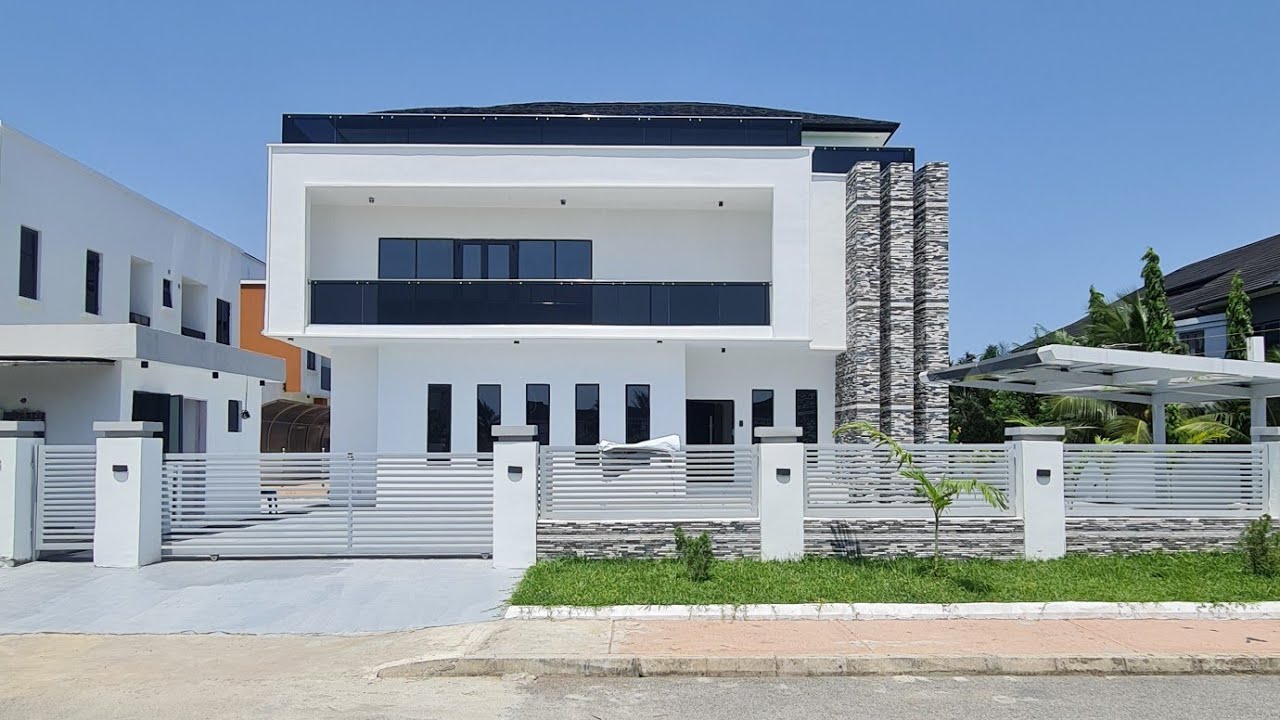 Massive 5 Bedroom House In Royal Garden Estate - N550M