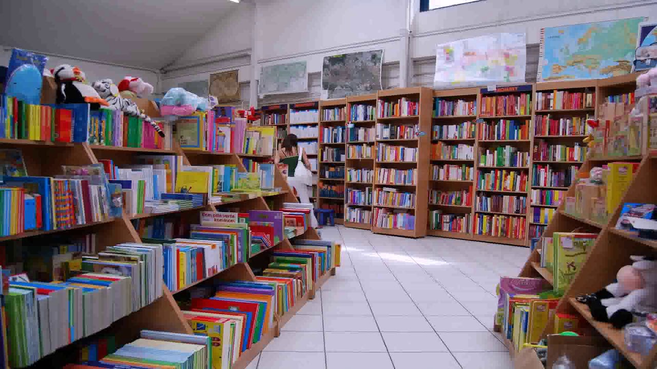 Bookshop Interior Design
