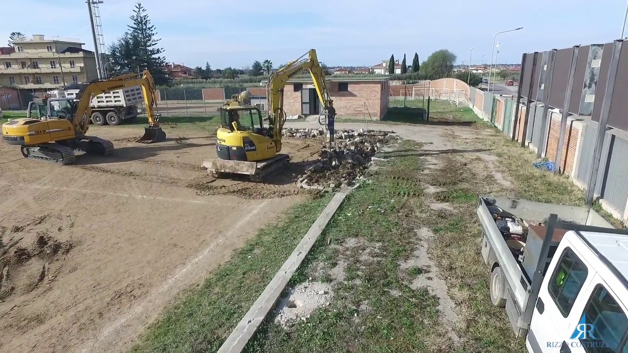 Realizzazione campo in sintetico Mondo 4NX Rizzo Costruzioni