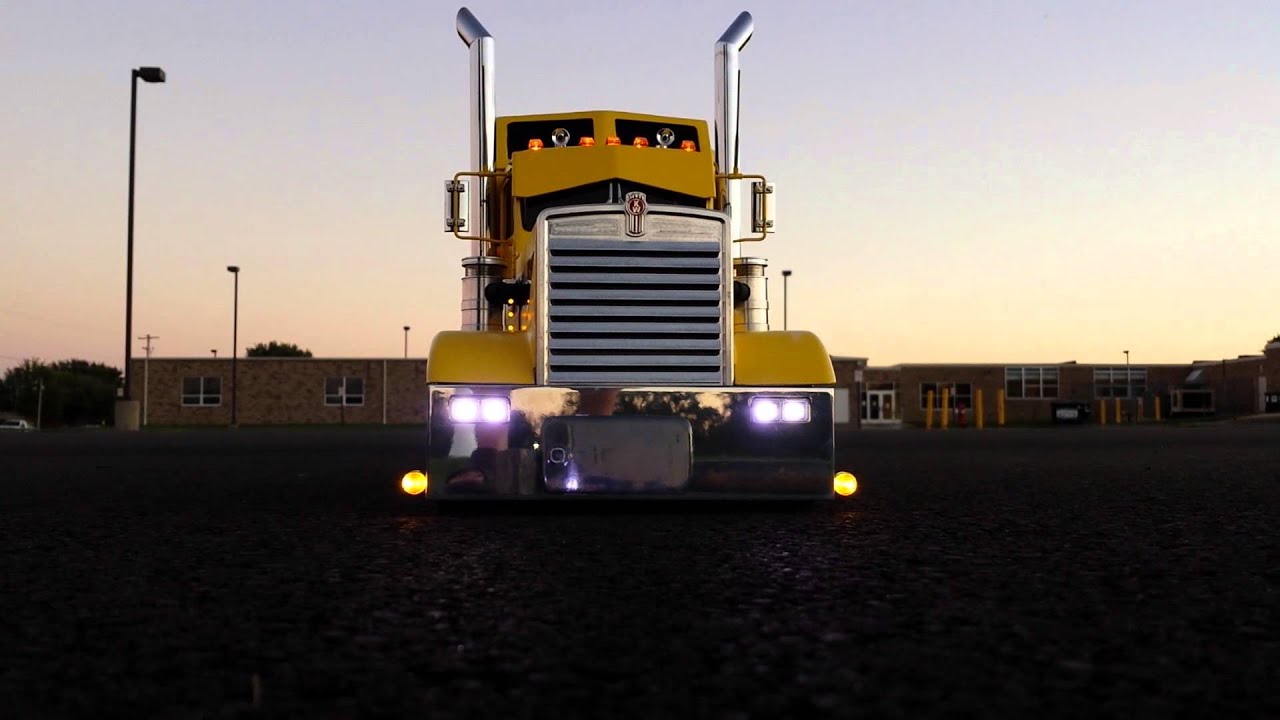 Tamiya King Hauler custom Corvette Racing hauler