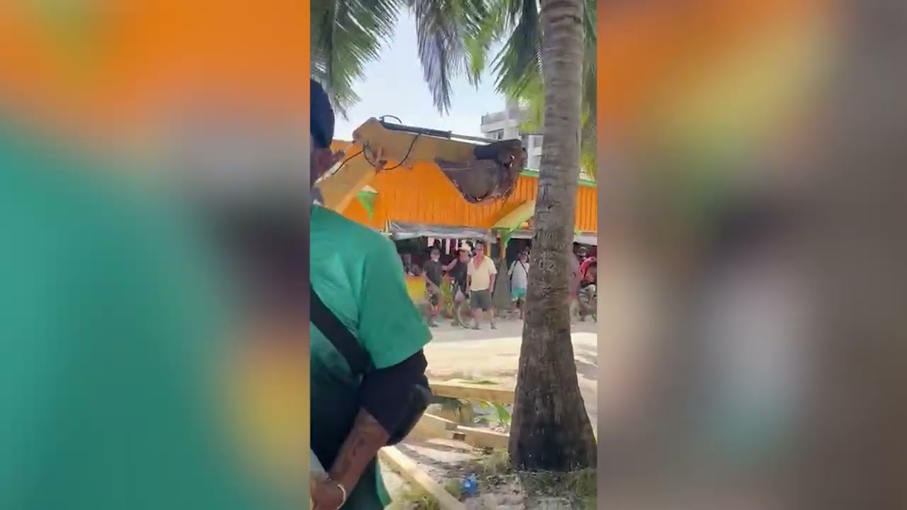 Confrontation on Caye Caulker over Public Road Barricades