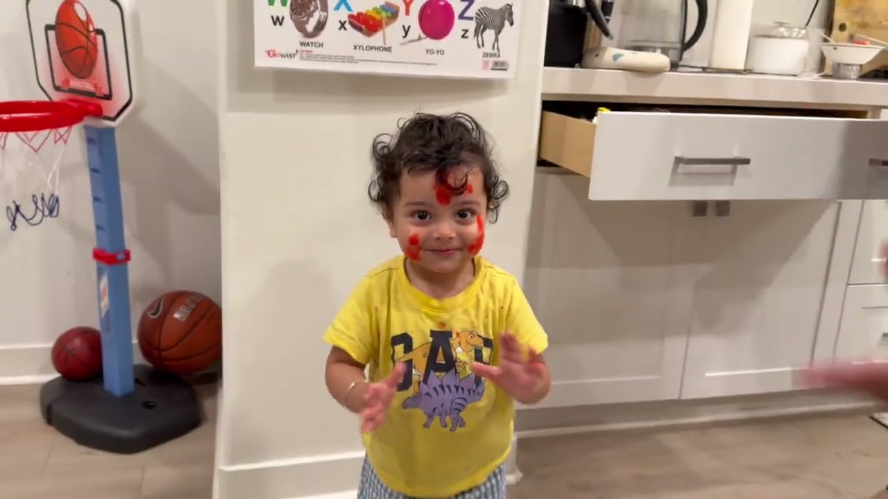 America Mei Ghar Par Holi