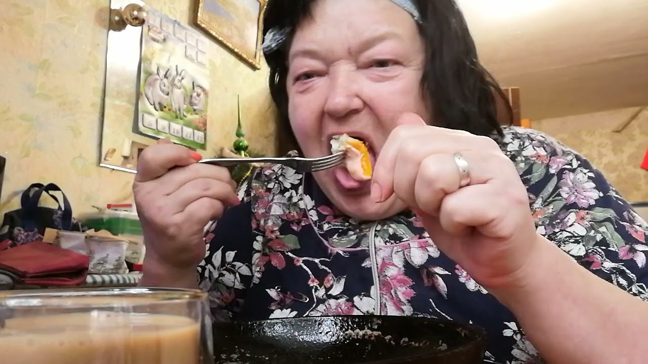 жрём на камеру завтрак 29.08.2023