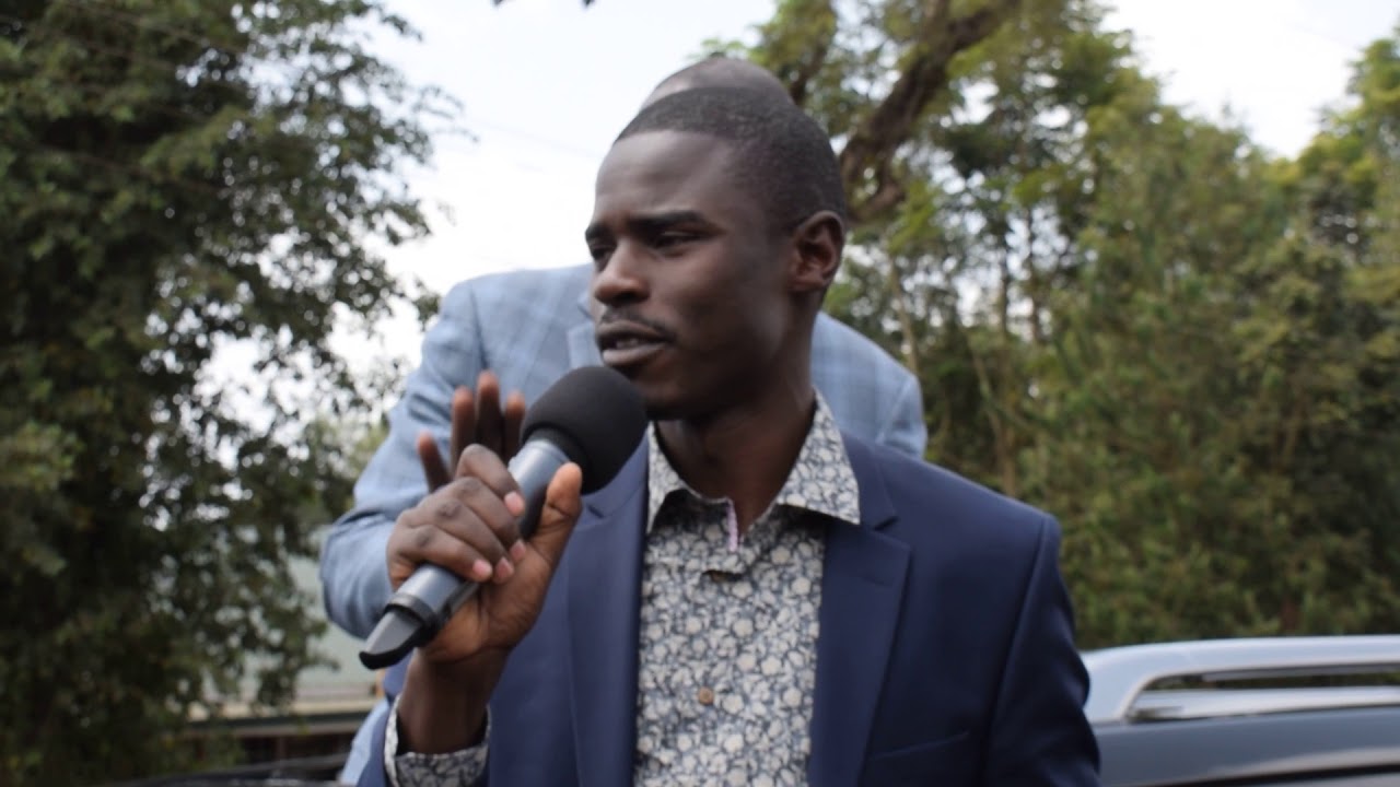 DPWilliam Ruto and Igembe South MP Johnpaul jointly address a gathering at Maua town.