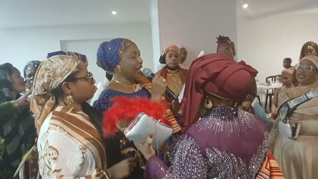 Oukoumbi  adjee et abida numéro 2