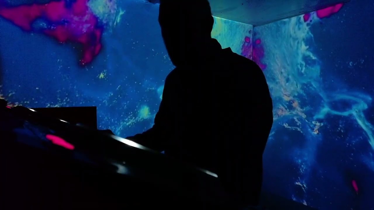 Detanked w/ Javi Tanke  004