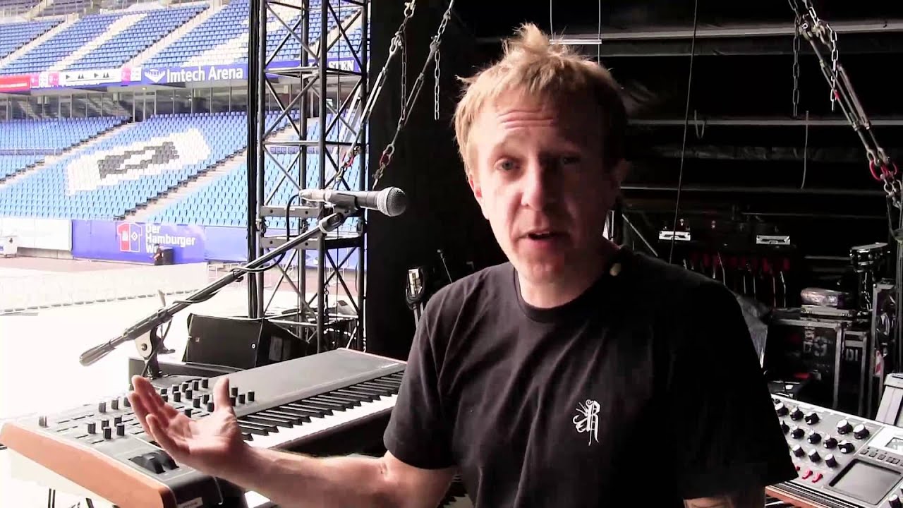 The Virus TI On Stage - Depeche Mode's Delta Machine Tour