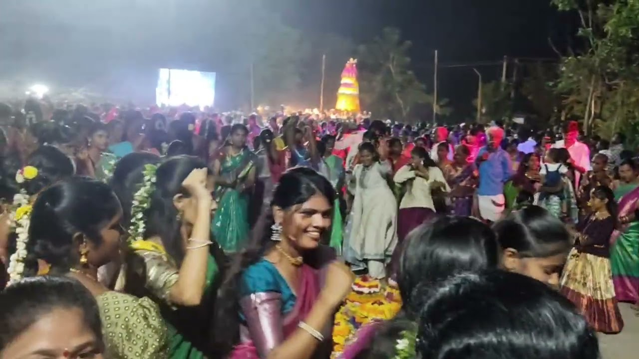 మా ఊరిలో బతుకమ్మ పండగ  సెలబ్రేషన్స్ -2025