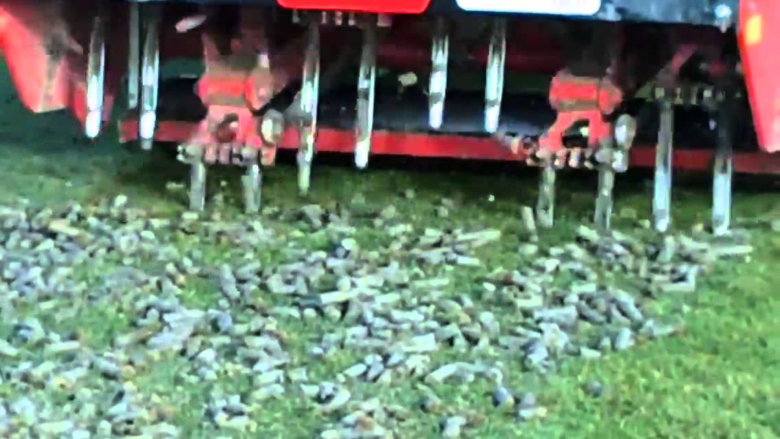 Verti Drain VD7516 mit Hohlspoons