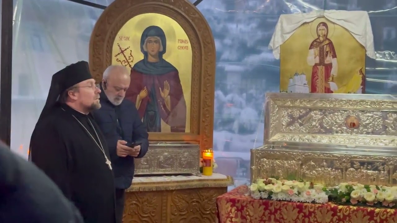 Sfanta Filofteia a ajuns la biserica Sf. Ierarh Calinic din Titan