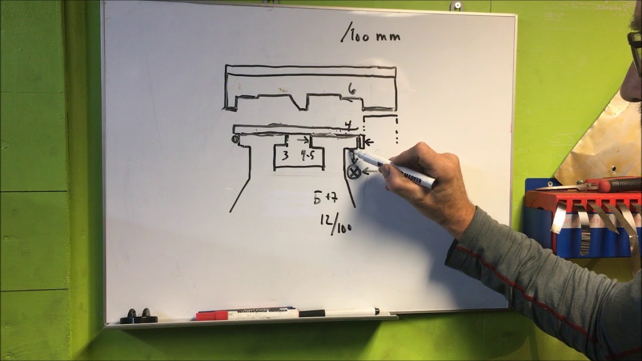 EMCO Maximat Standard - explaning measurement before grinding