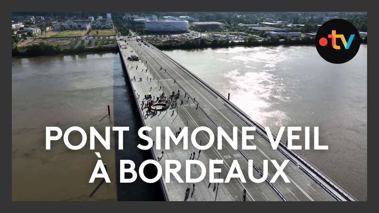 Le nouveau pont Simone Veil inauguré par les piétons et les cyclistes