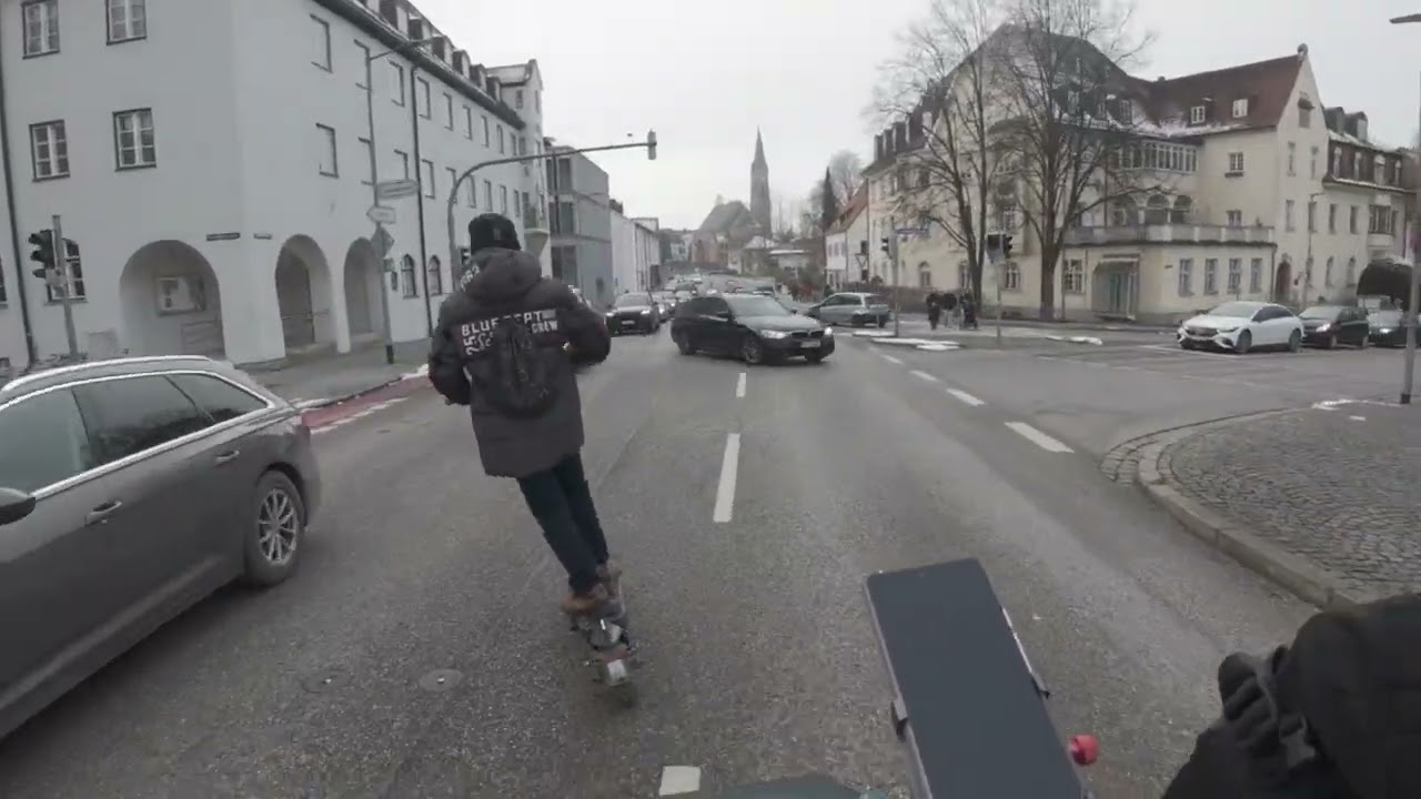 IO Hawk Elite X 2.0 und Trittbrett Hilde, Weihnachtsausfahrt am Lech 🛴