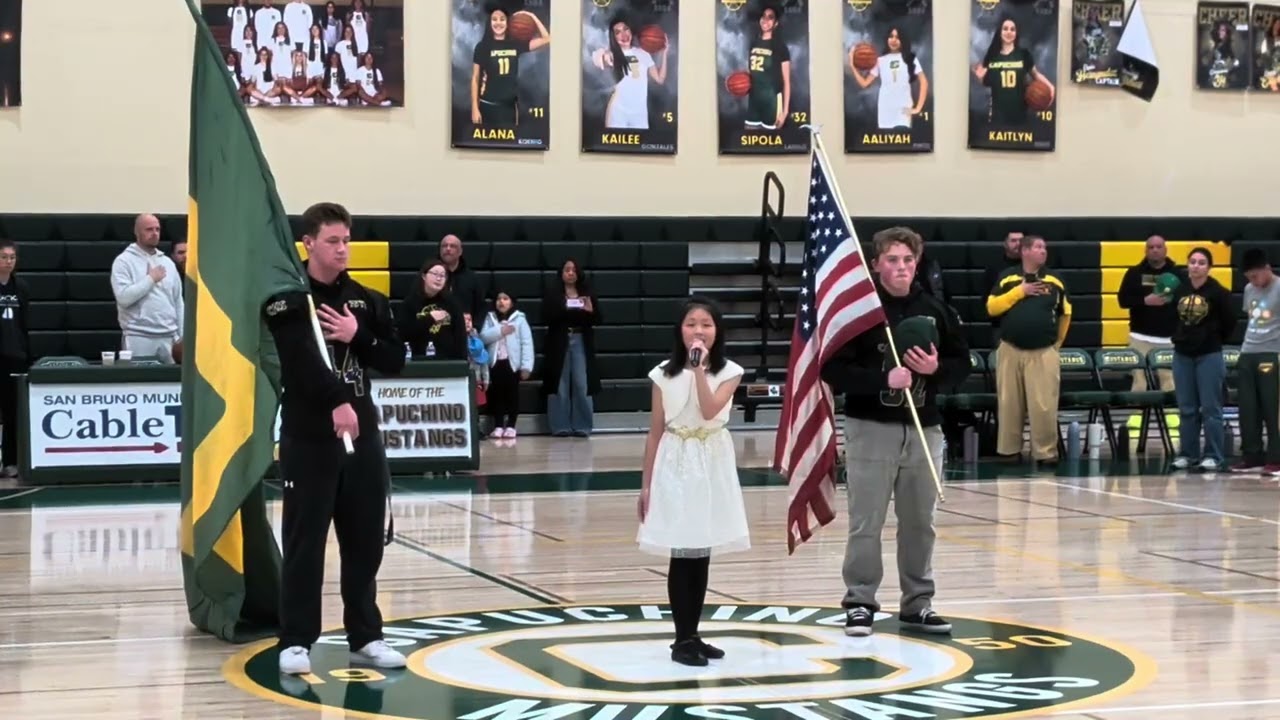 5th Grader Ivy Sings National Anthem at High School Girls Basketball Playoff 🏀🎤 | Amazing Energy!