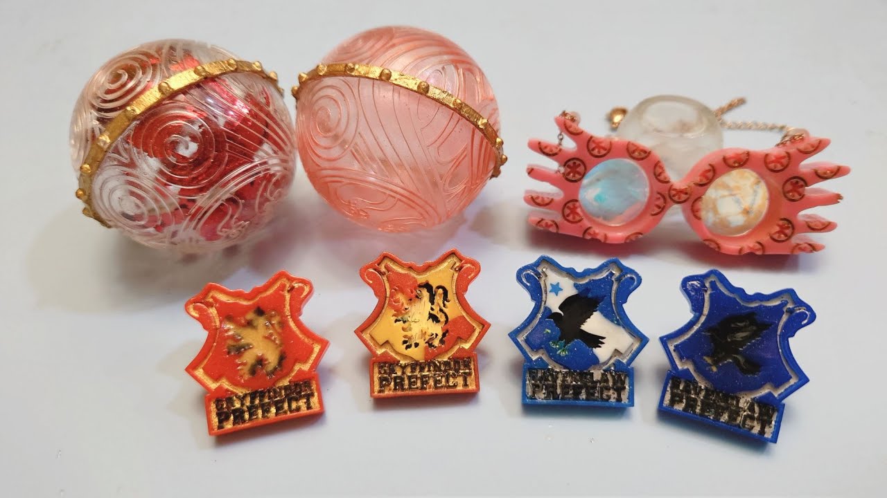 Sophie and Toffee Harry Potter Box – Luna’s Spectrespecs, Neville's Remembrall, & House Badges