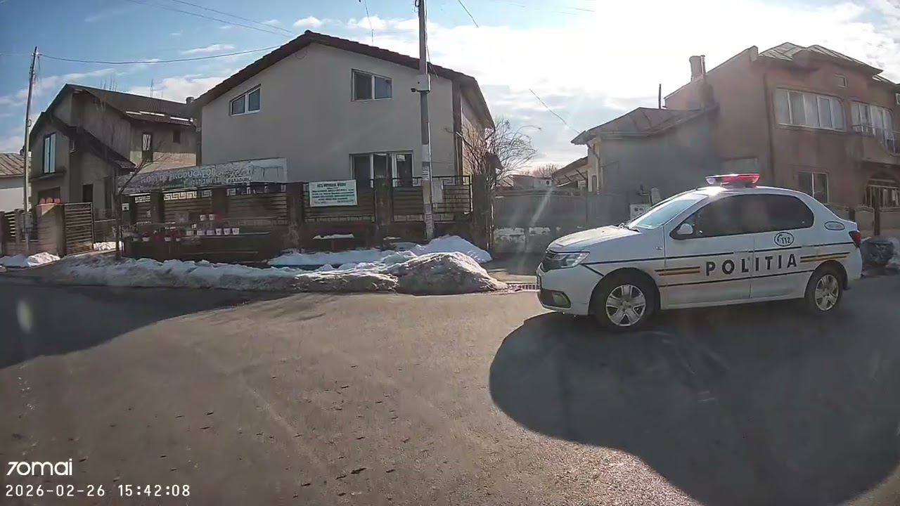 Am crezut că sunt nehotărâți și că mă lasă să trec dar m-au tras pe dreapta și au verificat călători