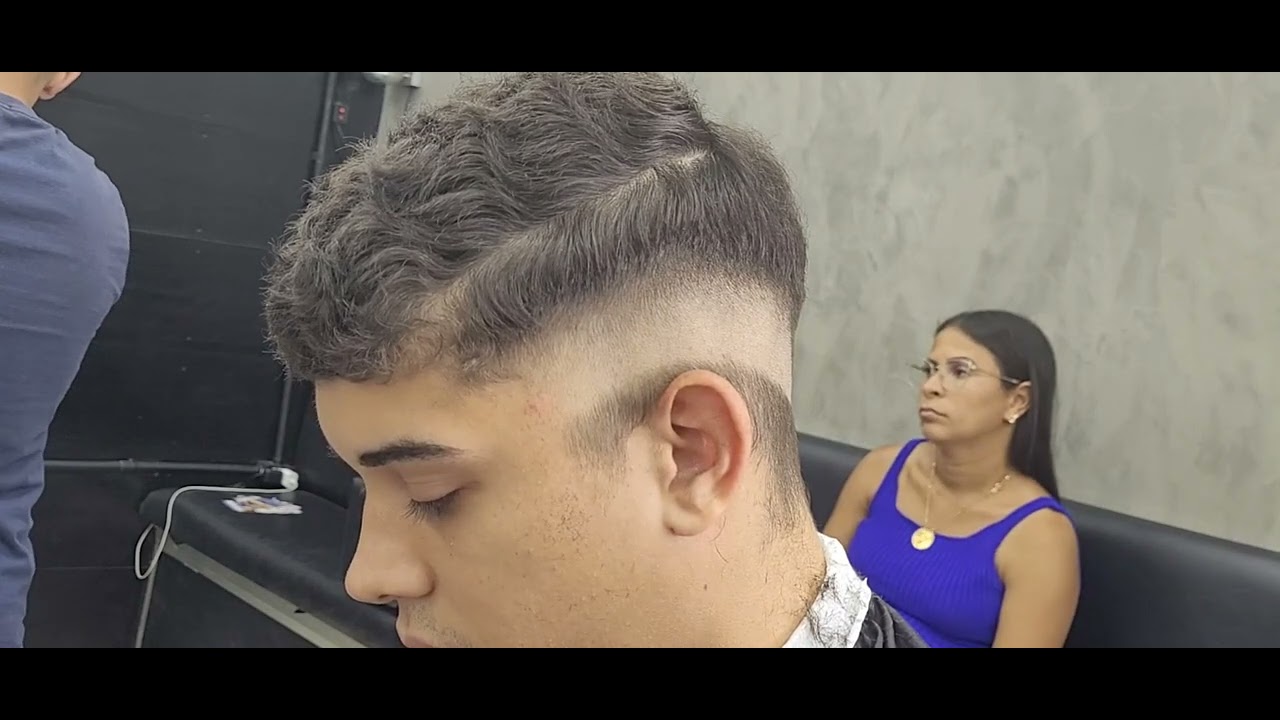 MID FADE,direcionado para FRENTE O 💇‍♂️, KEMEI 1763 E VGR 653.😱