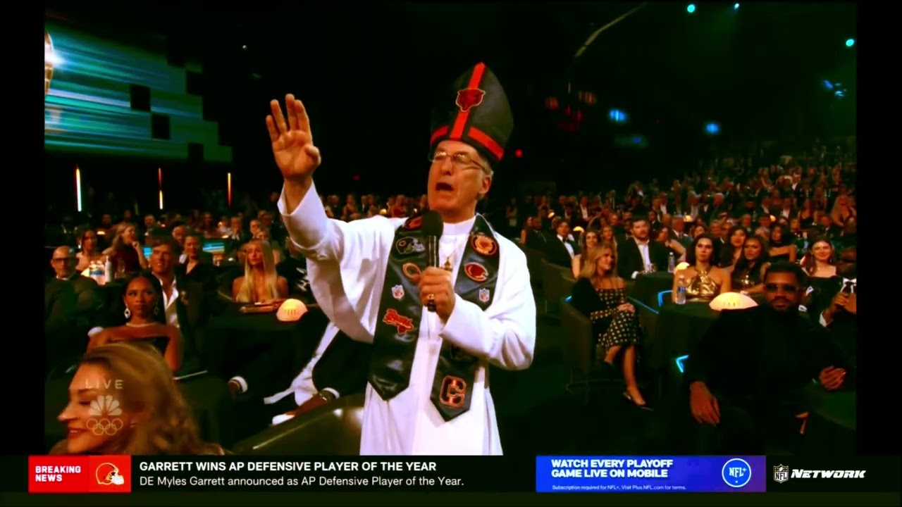 Bob Odenkirk as the Chicago Pope on the NFL Honors