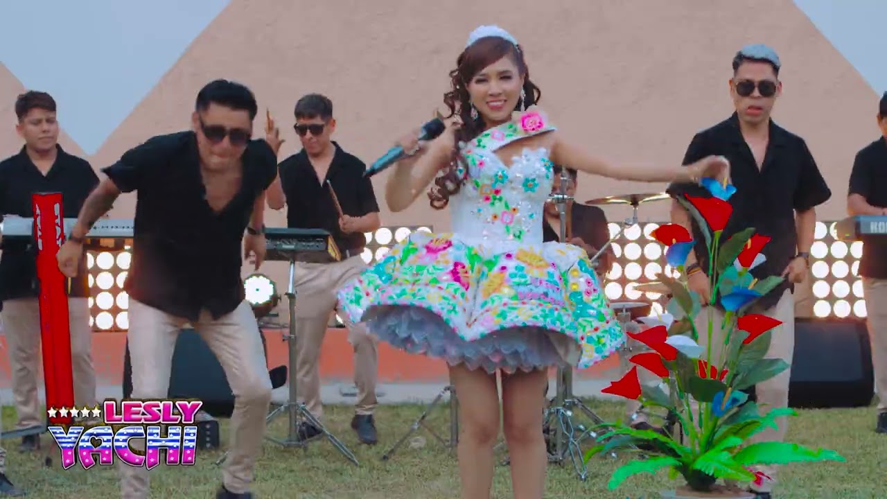 LESLY YACHI 2025 - LOCOS DE AMOR- VIDEO OFICIAL 4K -  DANNY PRODUCCIONES 😁 ✔