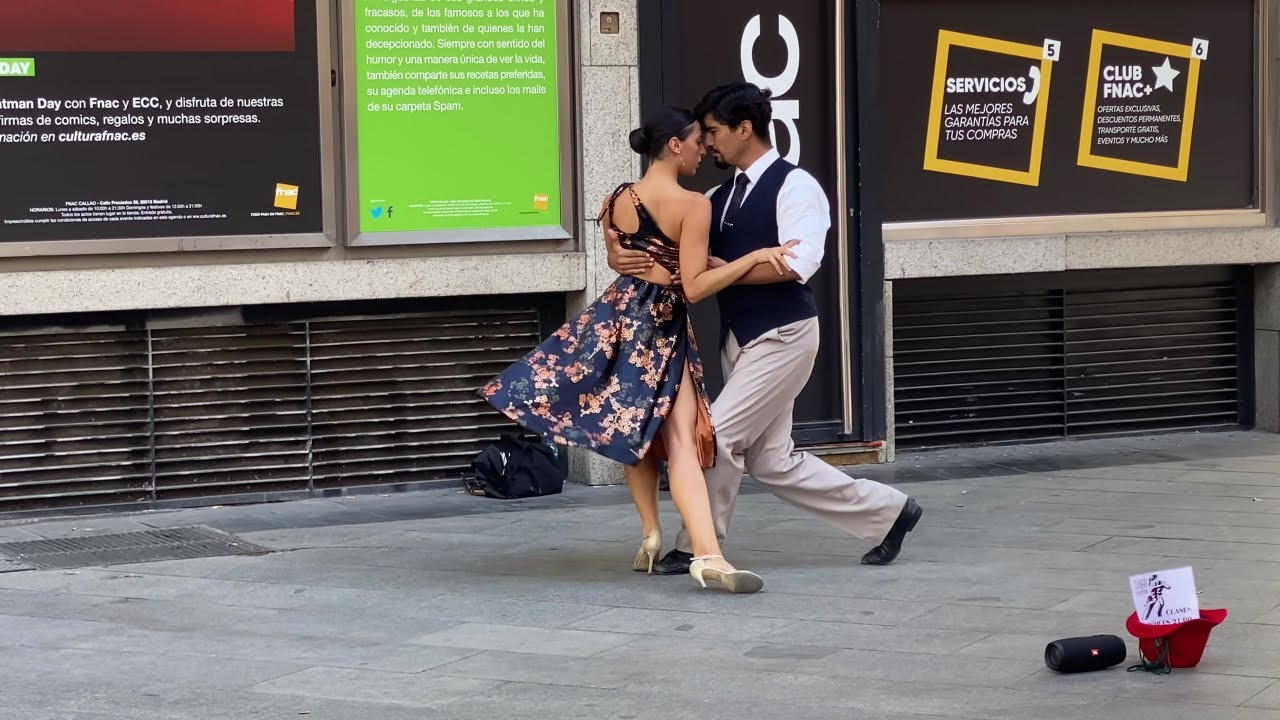 Tango performed on the streets of Madrid, Spain - Unravel Travel TV