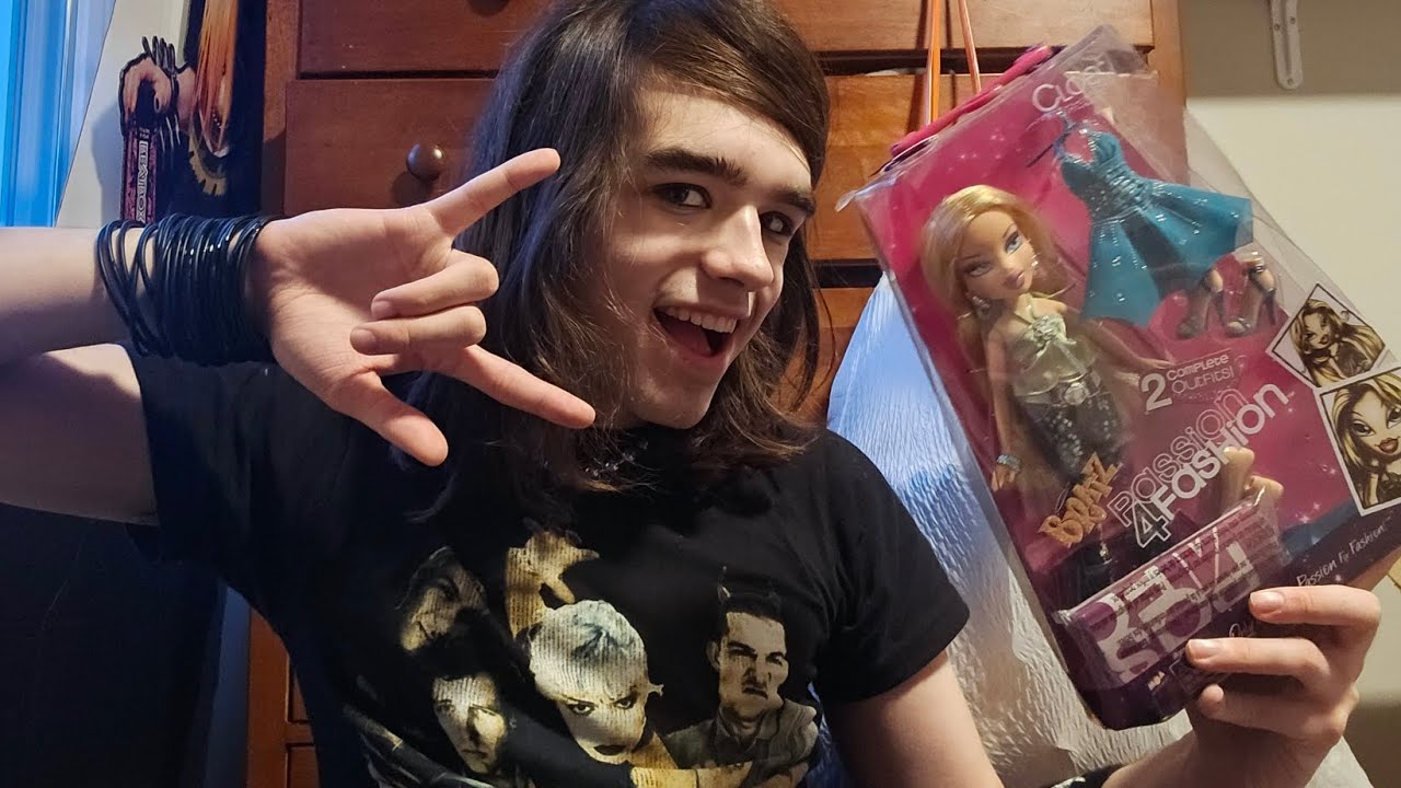Bratz Passion 4 Fashion Cloe unboxing and review