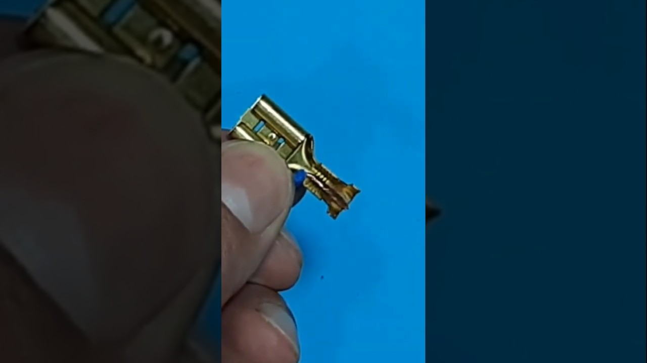 Comment sertir une cosse ?