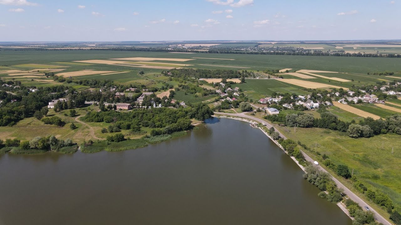 Брилівка - село в Україні, у Ставищенському районі Київської області