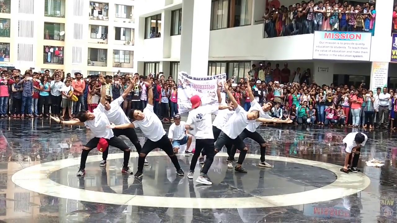 The Wild Ripperz Crew dance at Chitwan.