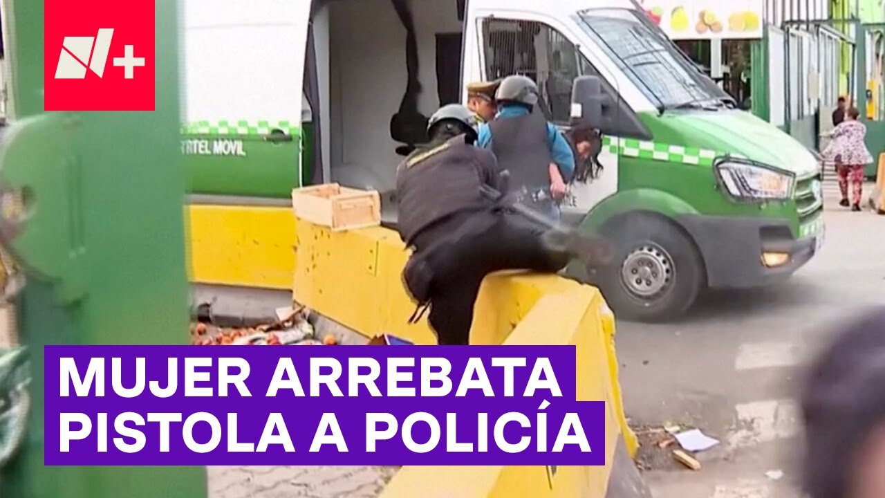 Mujer le quita su pistola a un policía y abre fuego contra sus captores - N+