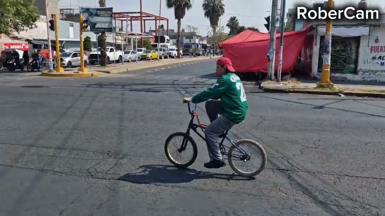 DENTRO DE 