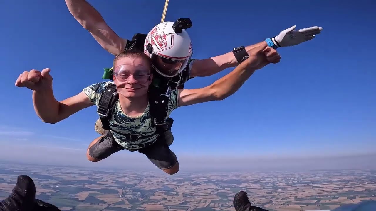 SkyCamp Bednary czyli. Mój drugi skok ze spadochronem w tandemie 8.07.2023