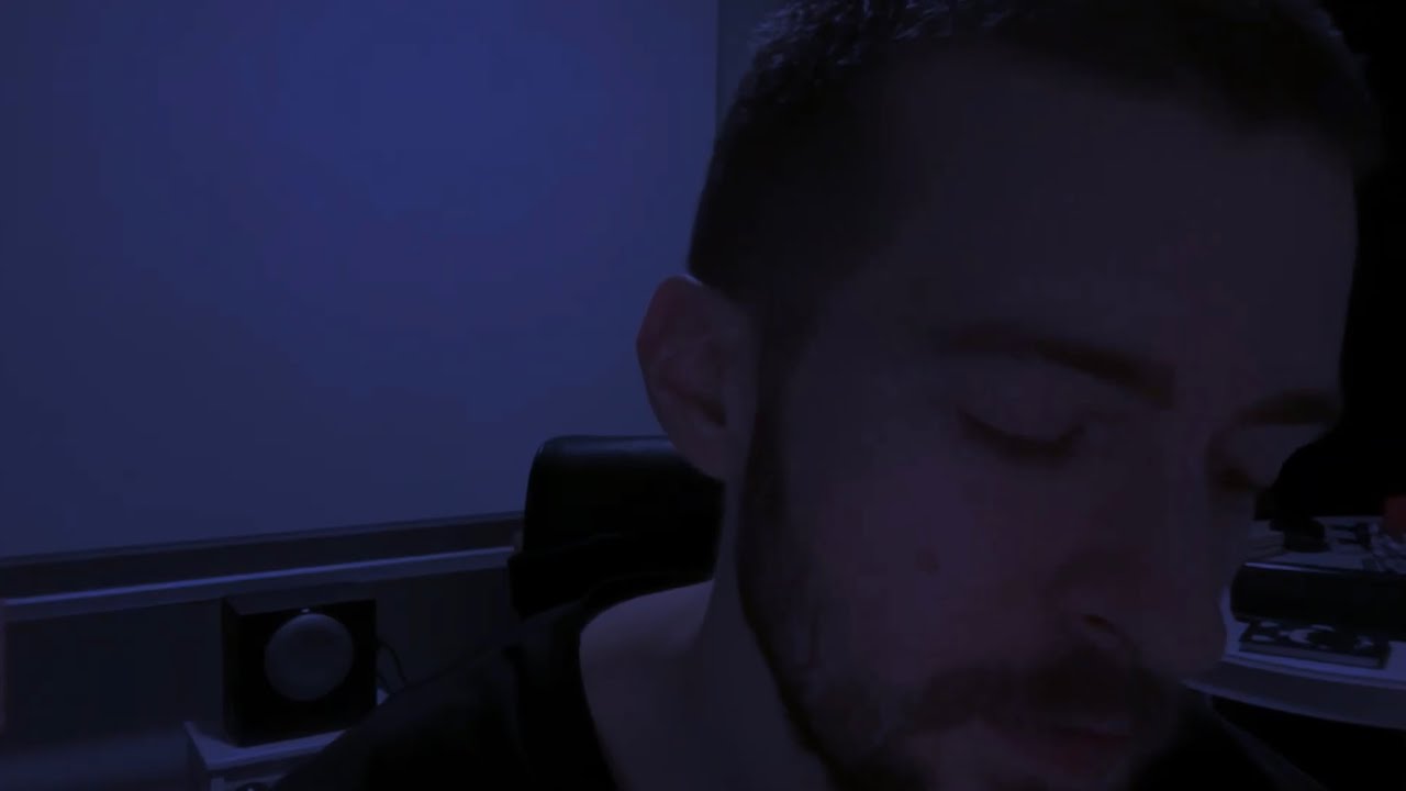 ASMR | singing: mein ewiges licht (loop)