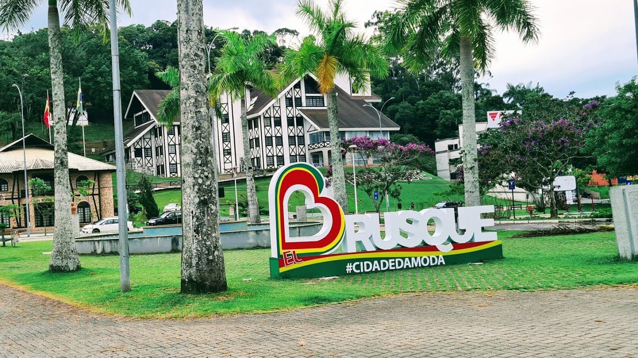 Brusque SC..Centro do  munic&iacute;pio...dia  01.03.2022...
