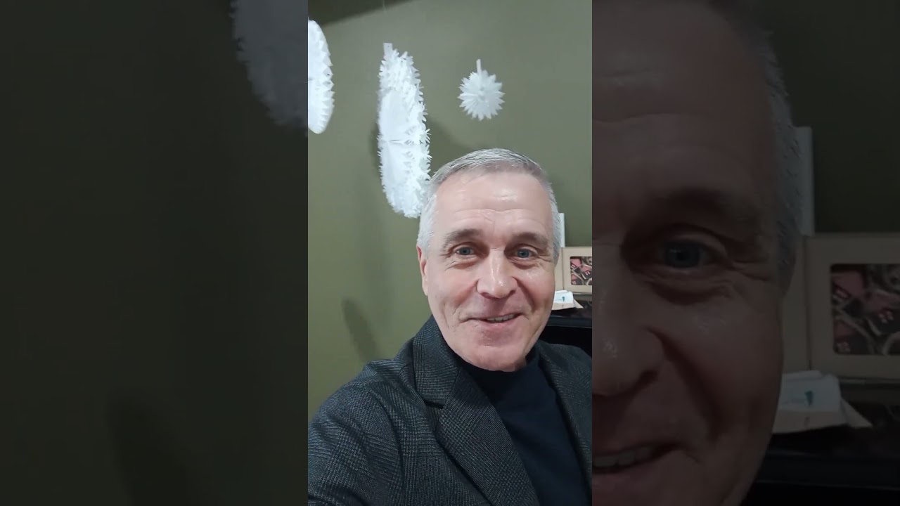 Атмосферное кафе "Кофе, Улица, Фонарь"Здесь возможности и свет. Новороссийск, ул. Советов, 39а
