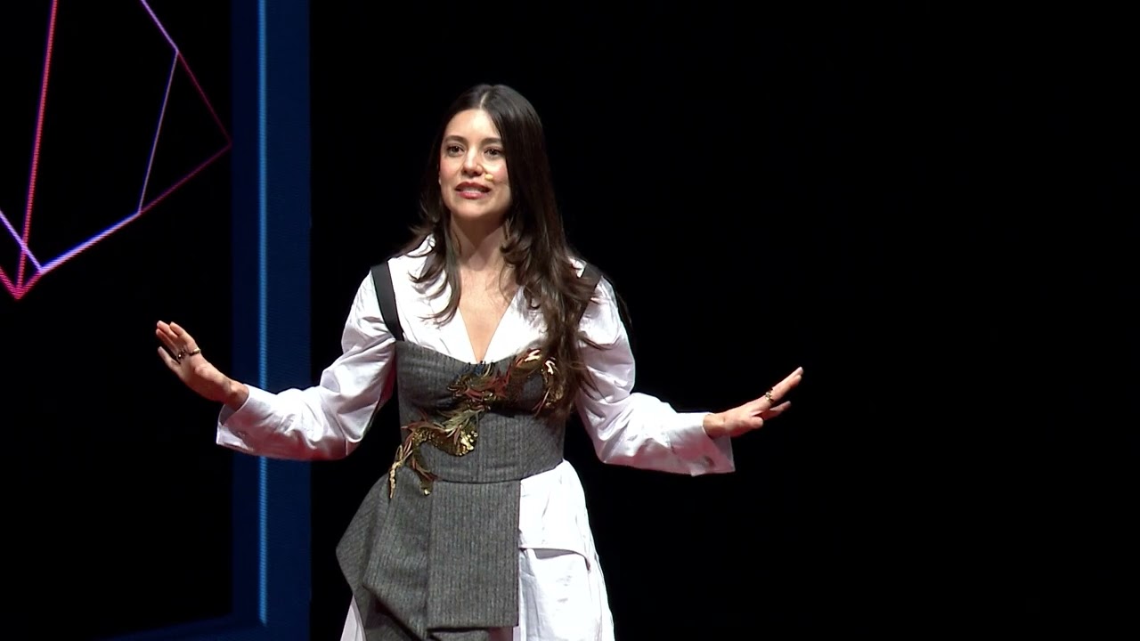 ¿Qué historia te cuentas? | Lety Sahagún | TEDxUANL
