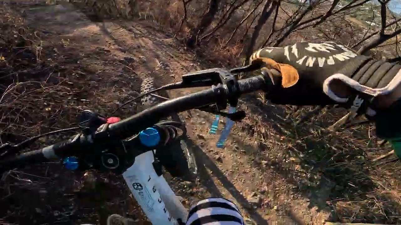 Cuidado ⚠️ Caminante en la Pista 🔊 intentando romper record #speedyridermx #mtb #ranchodeloro 