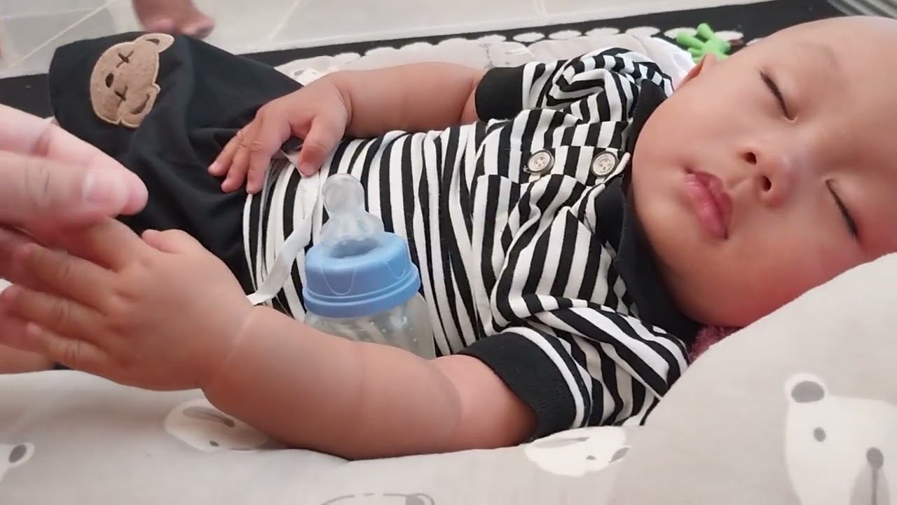 NINA BOBO  BAYI GANTENG