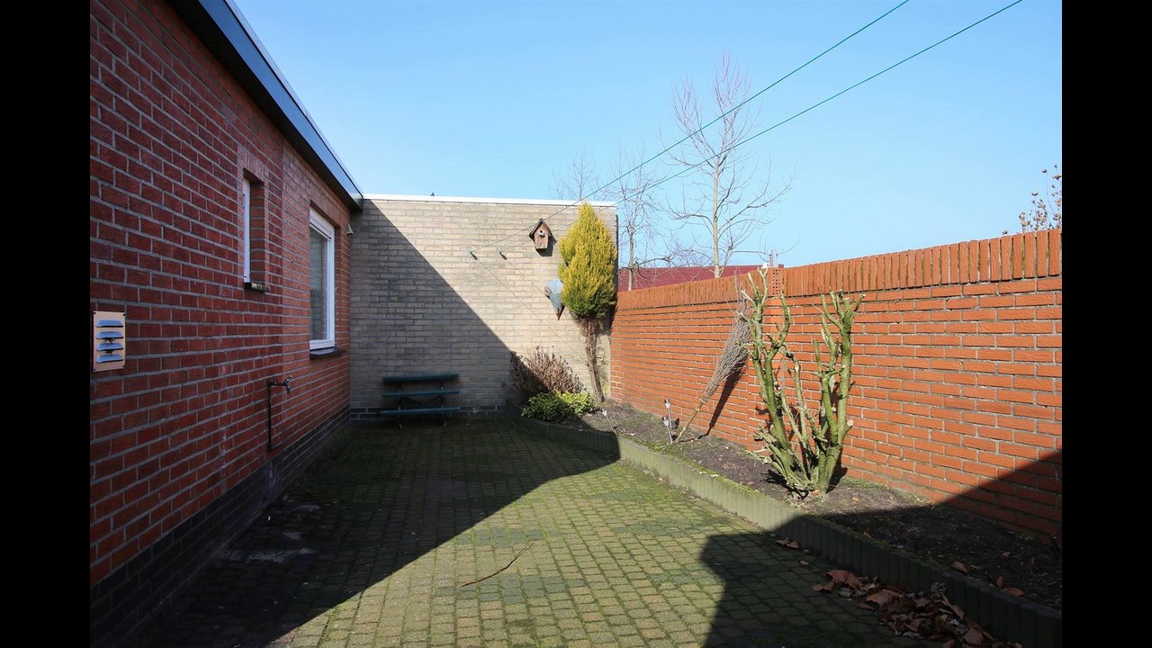 Dorpsstraat 64, Neerkant