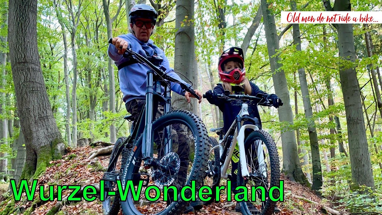 Unser Bike-Trip durchs Wurzel-Wonderland😅 | Exess Ecross | Ben-E-Bike