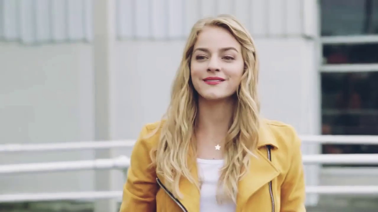 Zoey Reeves - Stargazing - Power Rangers Beast Morphers