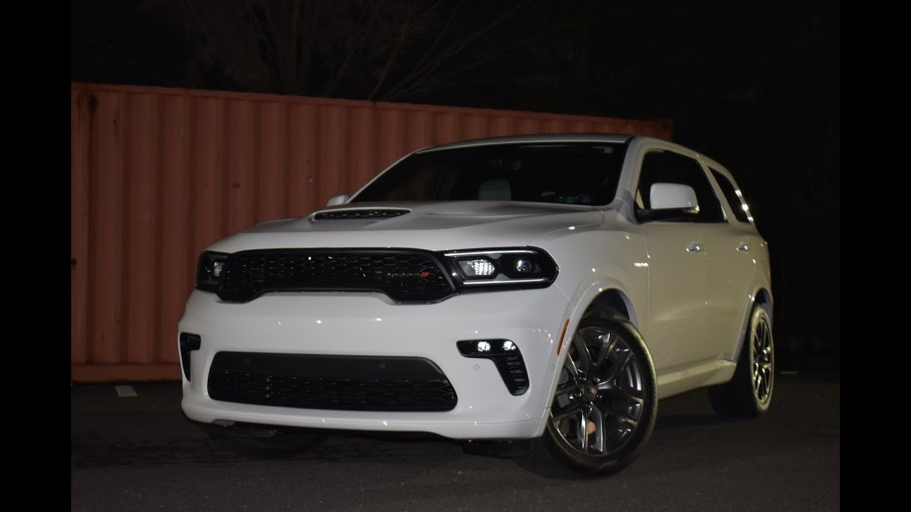 2021 Dodge Durango R/T Exhaust Comparison: Tow N' Go Package (SRT Exhaust) vs Standard