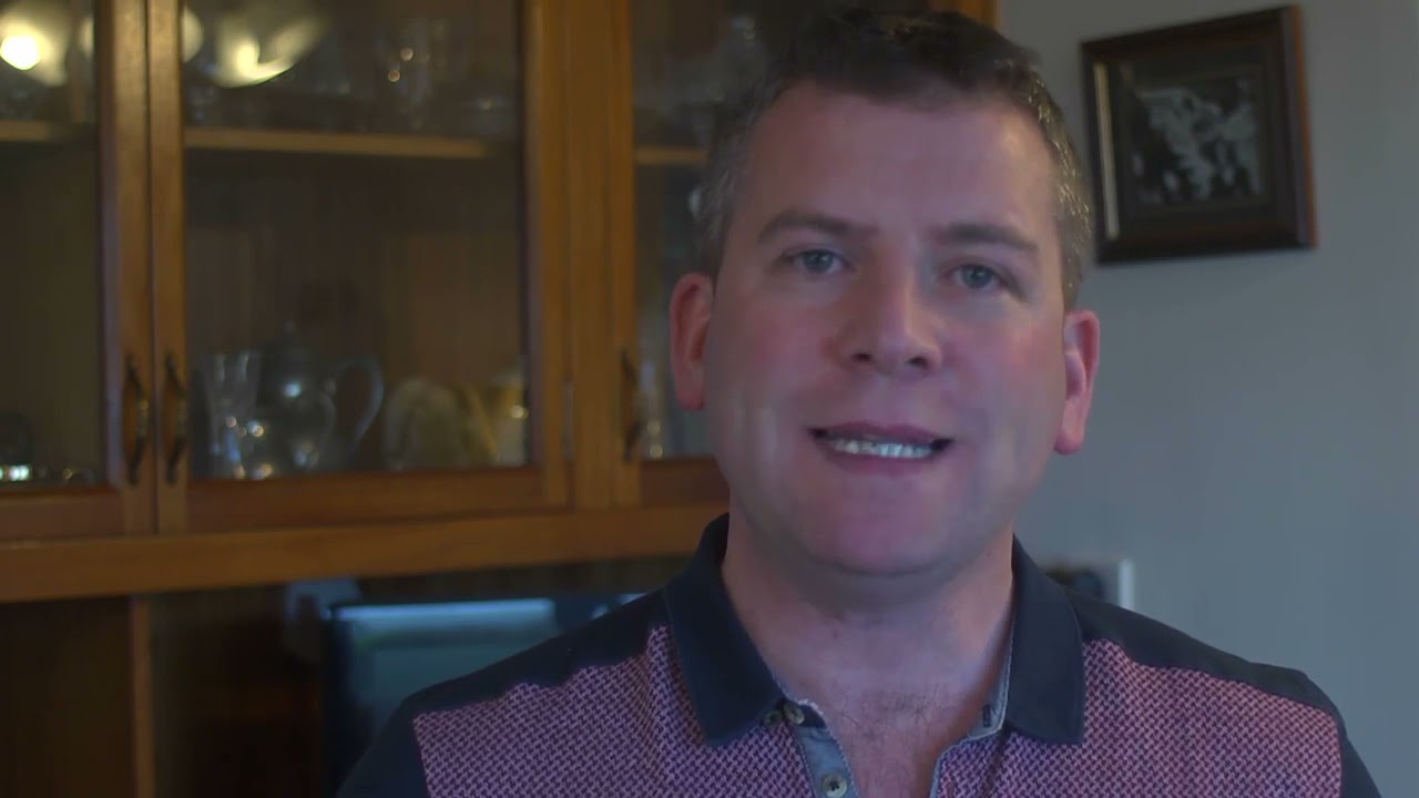 Consain Leathana V Consain Chaola - Can&uacute;int na Mumhan
