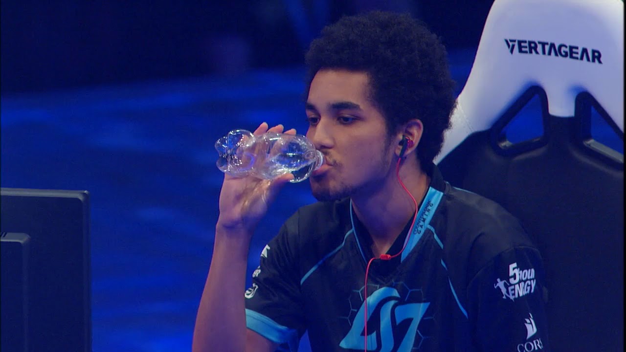 EVO 2017: Smash 4 - CLG Void vs NRG Nairo - Top 8
