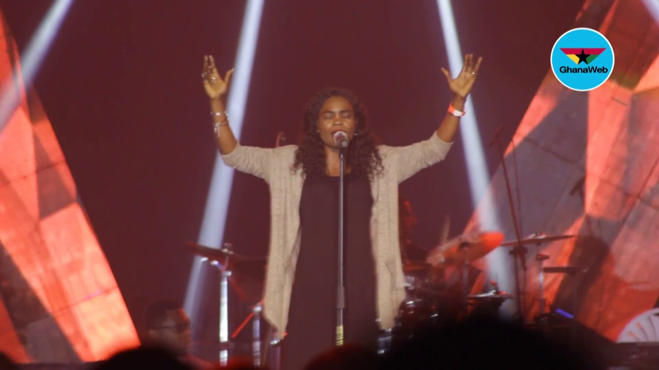 Victoria Orenze's full performance at Harvest Praise