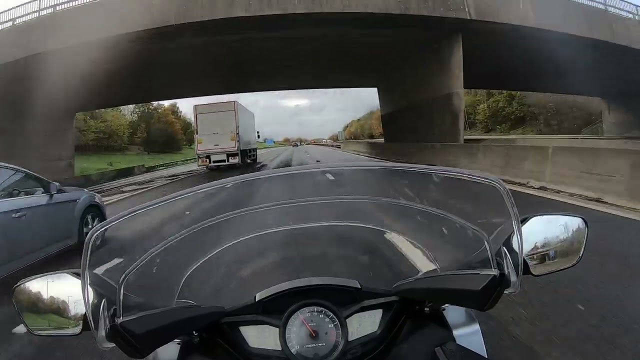 Honda VFR 1200F DCT on my daily commute