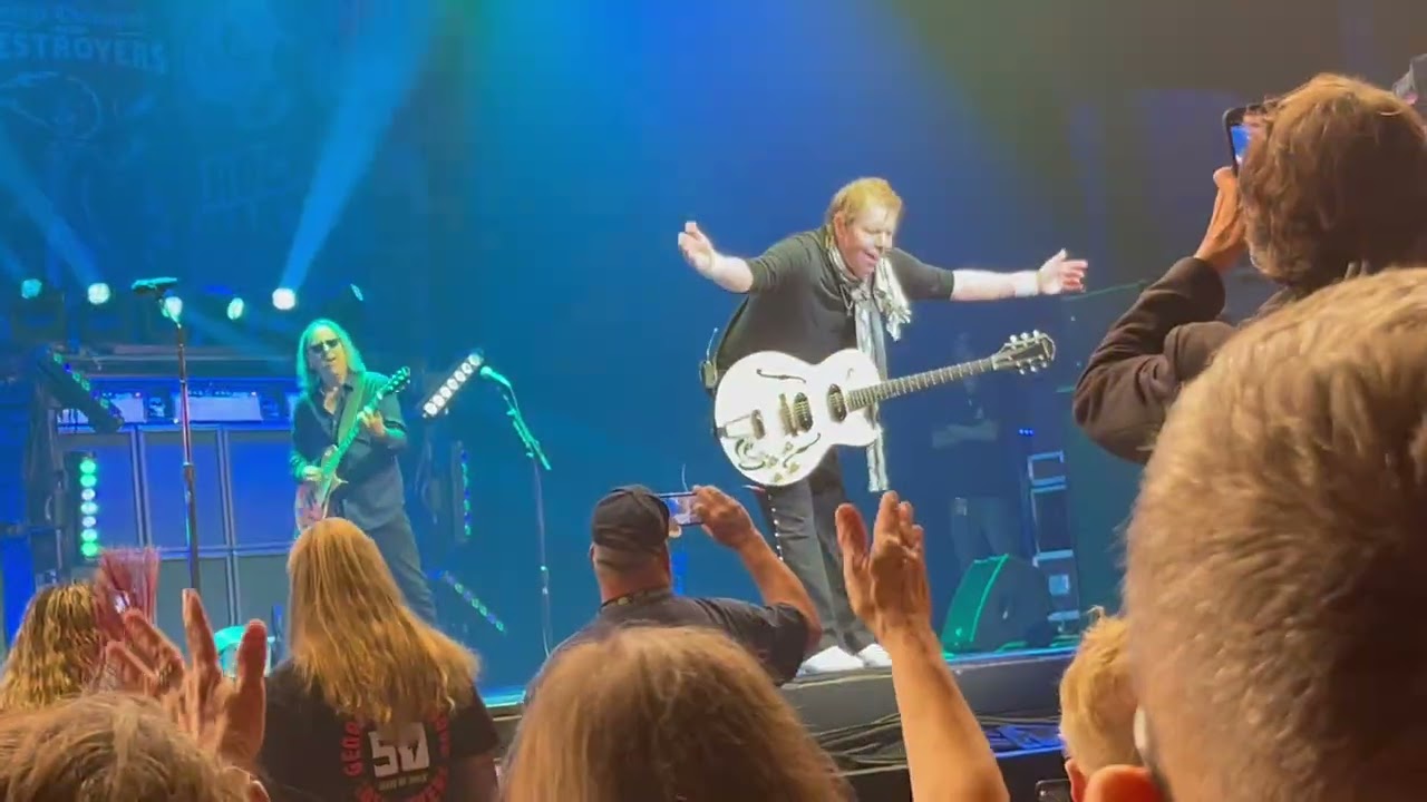 Move it on over - George Thorogood 