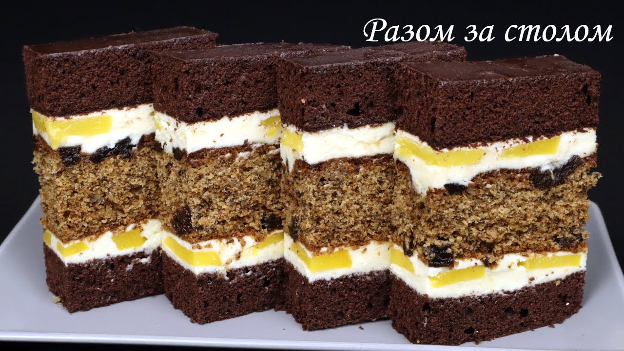 Шоколадно-медова насолода 🍯 з персиками 🍑 й не тільки. / Chocolate-honey cake with peaches.