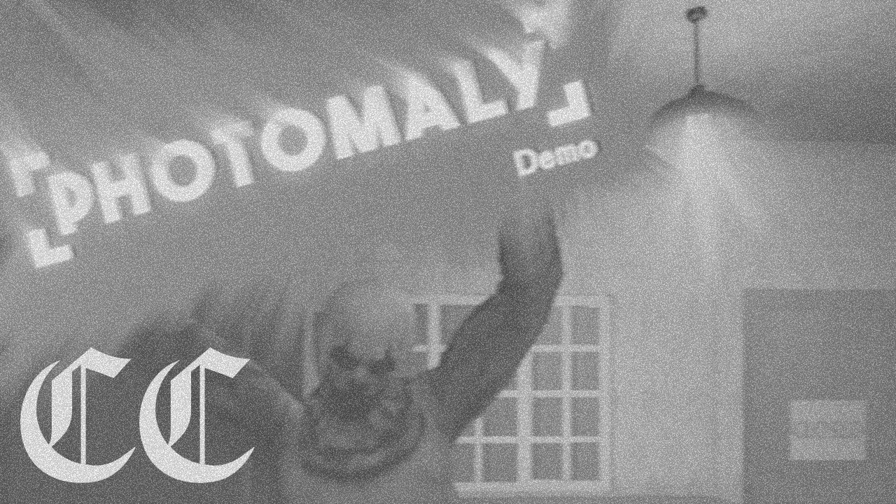 DEMO CHILL: Photomaly - Clown, Mannequin, Flickering Lights, Etc.