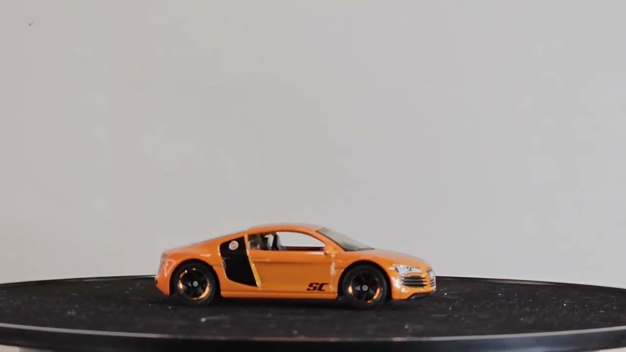 MATCHBOX     MB Super Chase     Audi R8